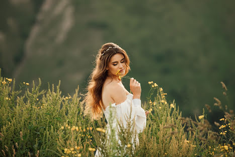 Fotógrafo de casamento Artem Apoiani (p9ovttg). Foto de 21 de março