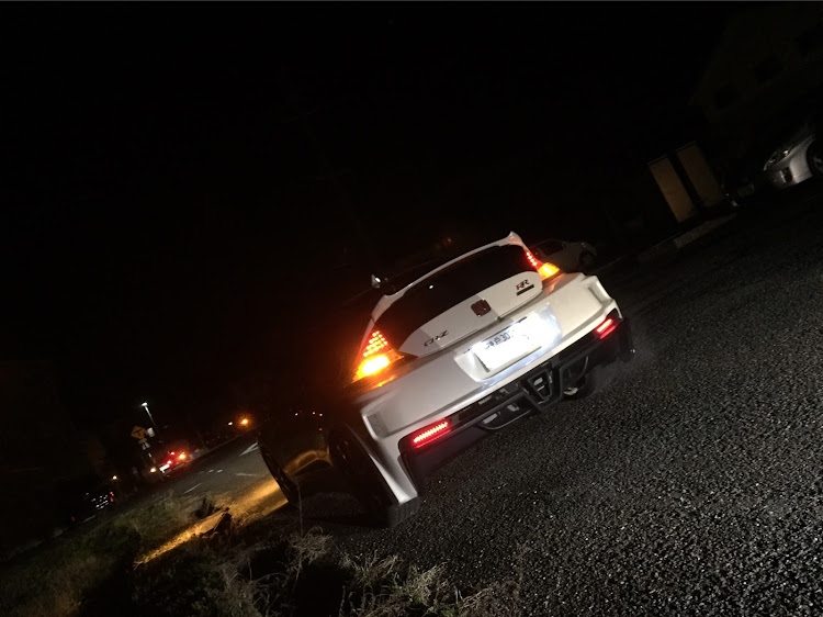 CR-ZのLEDリフレクターに関するカスタム事例の投稿画像1枚目