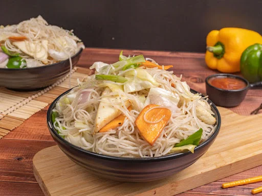 Hakka Noodles