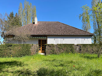 maison à Saint-Amand-Montrond (18)