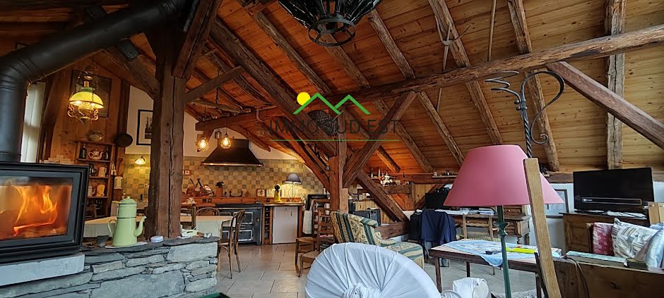 Vente maison 4 pièces 138 m² à La Plagne (73210), 383 500 €