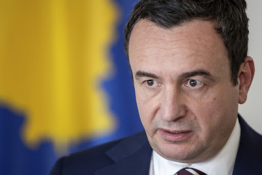 AP: Izaslanici EU i SAD pozivaju Kosovo i Srbiju na dijalog da bi ublažili rastuću napetost