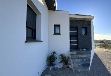 House with pool and terrace 5