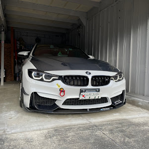 M4 クーペ F82