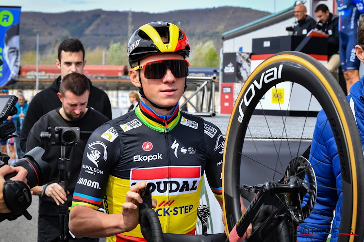 🎥 Evenepoel en Vingegaard naar het ziekenhuis na zware val in Ronde van het Baskenland