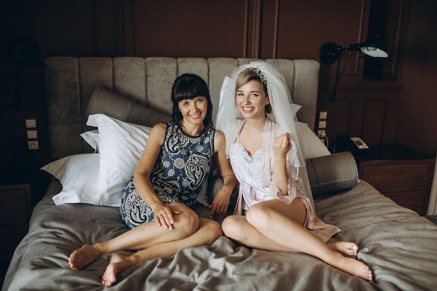 Wedding photographer Irina Bergunova (iceberg). Photo of 11 May 2019