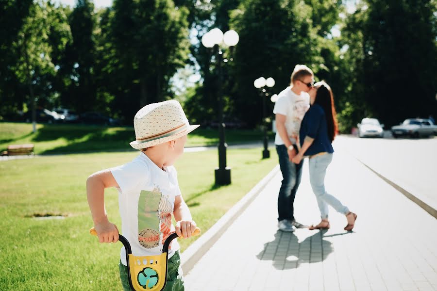 Wedding photographer Nikita Burdenkov (nardi). Photo of 18 June 2015