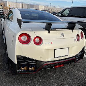 NISSAN GT-R R35