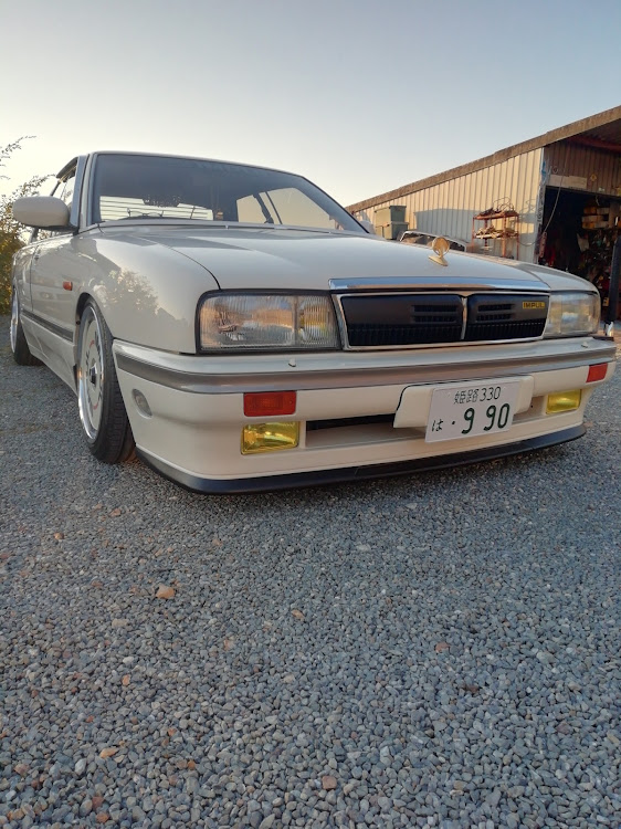 シーマのワンオフパーツ・女王さまの　仰せの通りに関するカスタム事例の投稿画像1枚目