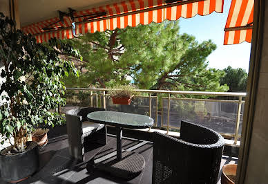 Apartment with terrace 4