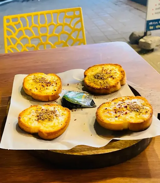 Cheese Loded Garlic Bread