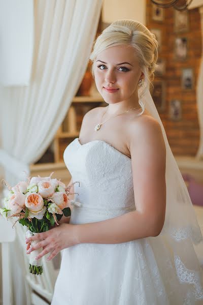 Wedding photographer Zhanna Golovacheva (shankara). Photo of 14 April 2015