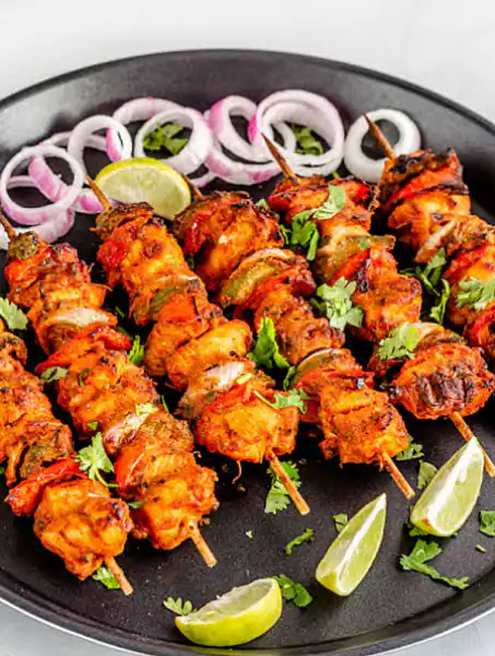 Boneless 50 50 Chicken Tikka (10 Pcs)