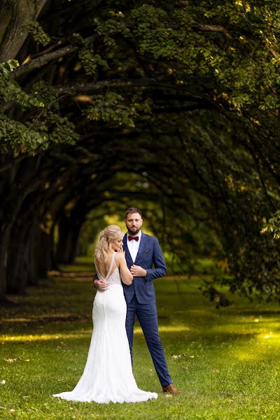 Fotografo di matrimoni Krzysztof Kuziemski (kuziemskifoto). Foto del 19 aprile 2023