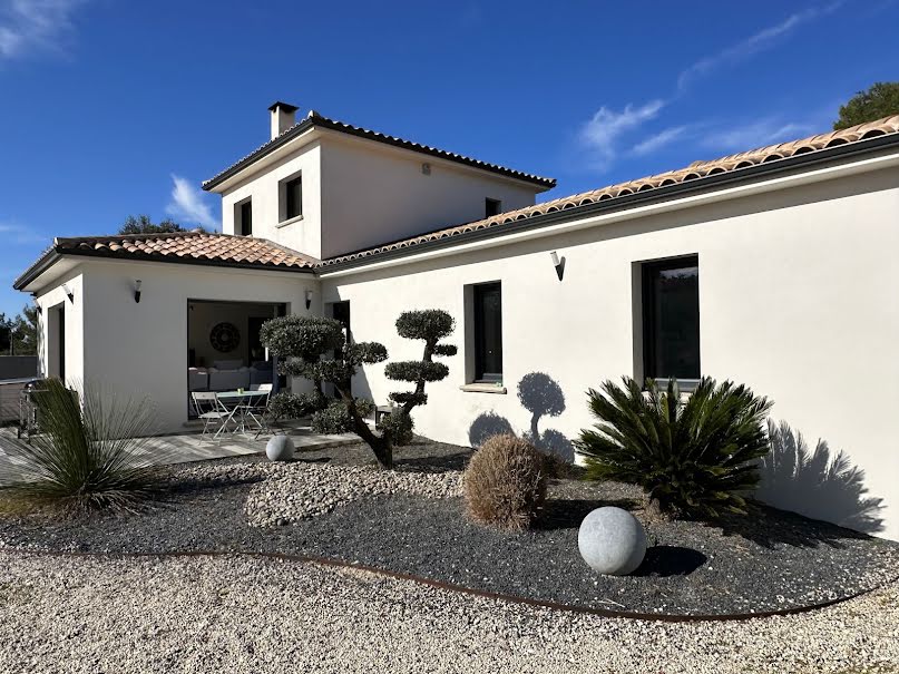 Vente villa 5 pièces 137 m² à Nimes (30000), 700 000 €