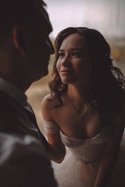 Fotógrafo de casamento Elena Shemekeeva (lenashemekeeva). Foto de 26 de dezembro 2018