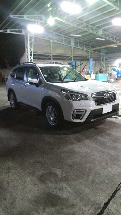 フォレスターの仕事終わりに洗車・染みだらけ・洗車傷多いに関するカスタム事例の投稿画像2枚目