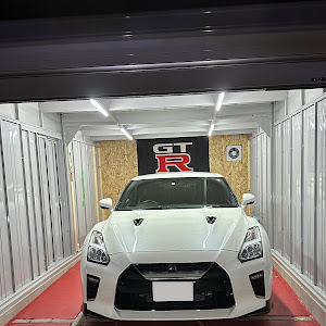 NISSAN GT-R R35