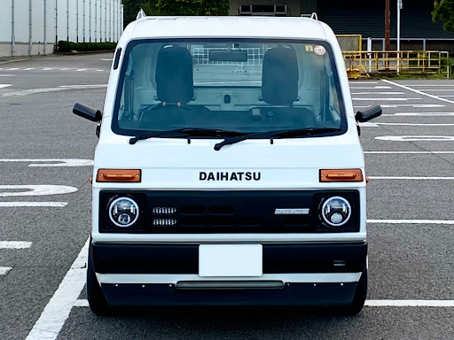 ハイゼットトラック S500pのフェイスチェンジ 軽トラカスタム Diy エンブレムカスタムに関するカスタム メンテナンスの投稿画像 車のカスタム 情報はcartune