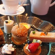 SALON DE THE de Joël Robuchon 侯布雄法式茶點沙龍