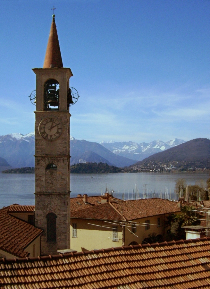 A Laveno Mombello di happy