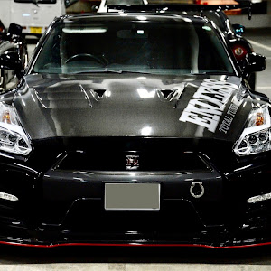 NISSAN GT-R R35