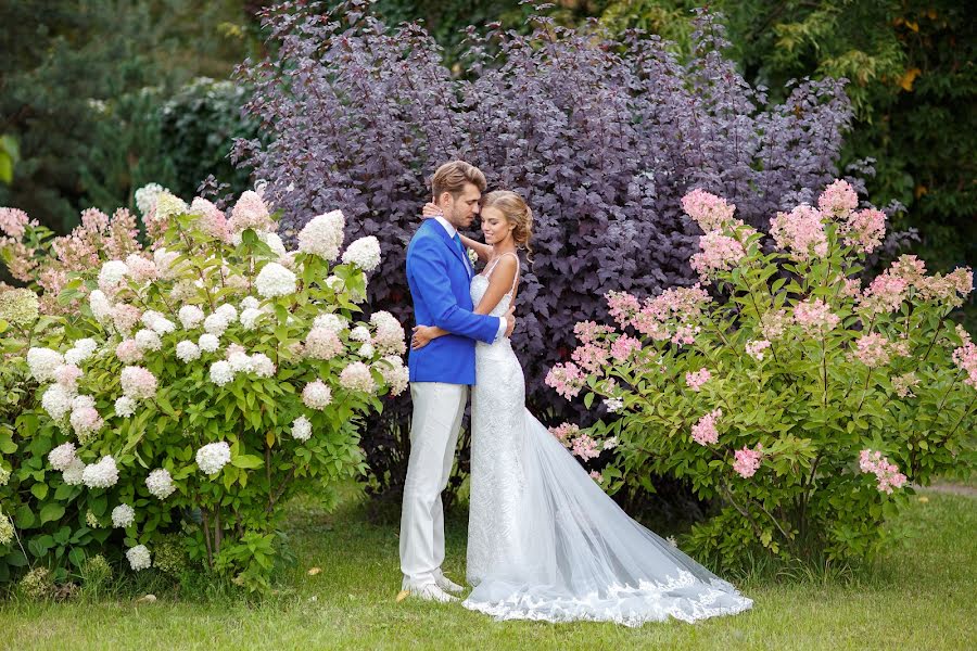 Fotógrafo de casamento Irina Cherepkova (irafoto). Foto de 21 de julho 2015