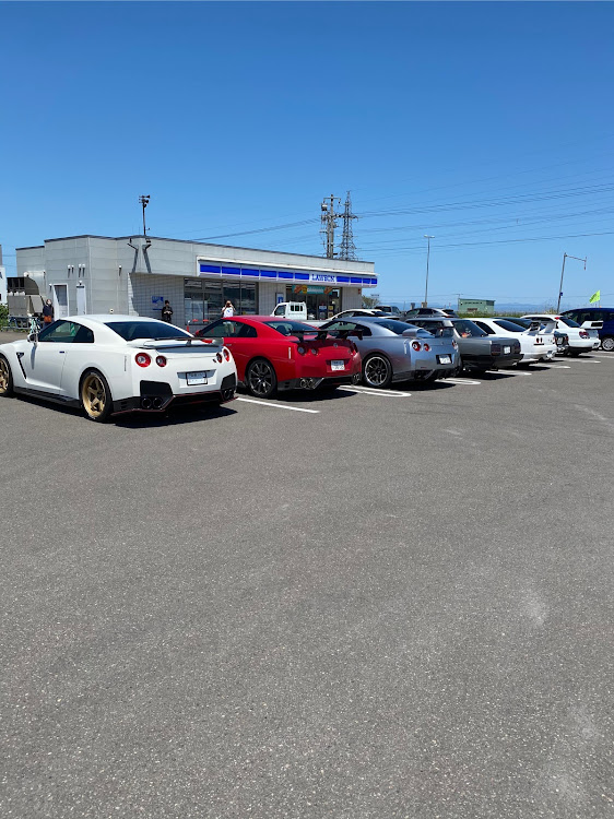 NISSAN GT-Rの札幌ガレージRISE UP・DCTクーラー取付・道南ツーリング・R35 R33 RS インプレッサ 旧車レビン・函館に関するカスタム事例の投稿画像4枚目