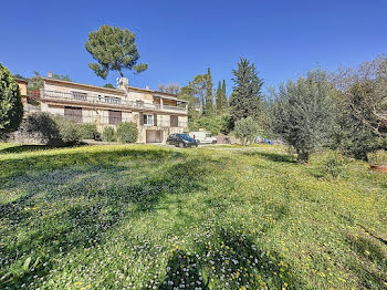 villa à Mougins (06)