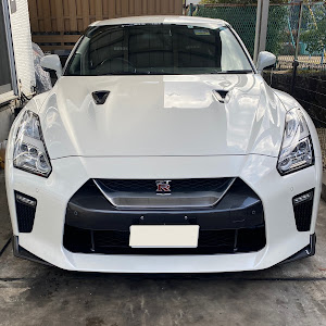 NISSAN GT-R R35