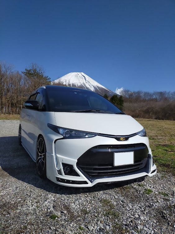 エスティマのドライブ・富士山と愛車・本栖湖・過去picに関するカスタム事例の投稿画像1枚目
