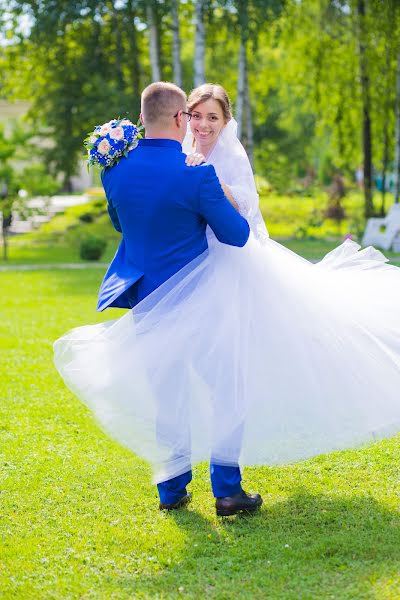 Fotógrafo de casamento Olga Simakina (simakina). Foto de 12 de fevereiro 2017