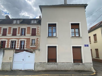 maison à Montreuil-aux-Lions (02)