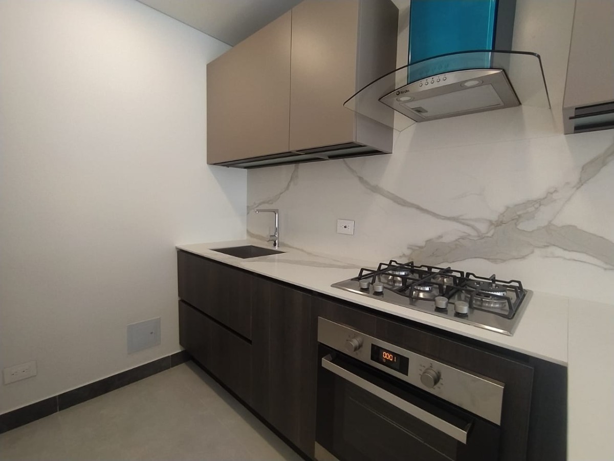 Apartamento En Venta - Santa Barbara Alta, Bogota