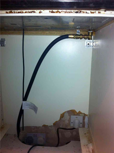 The hob had been incorrectly fitted with a flexible cooker hose