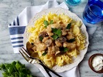 Slow Cooker Lean Pork Stroganoff was pinched from <a href="https://www.easyanddelish.com/slow-cooker-lean-pork-stroganoff/" target="_blank" rel="noopener">www.easyanddelish.com.</a>