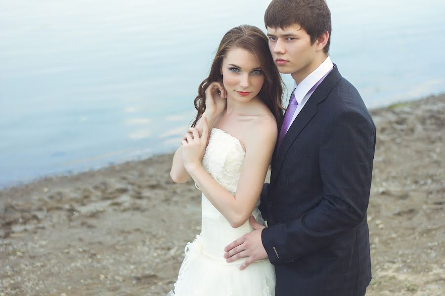 Fotógrafo de casamento Tatyana Burkova (burkova). Foto de 8 de junho 2015