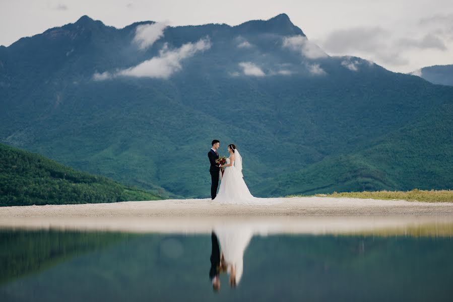 Photographe de mariage Thang Ho (rikostudio). Photo du 27 août 2019