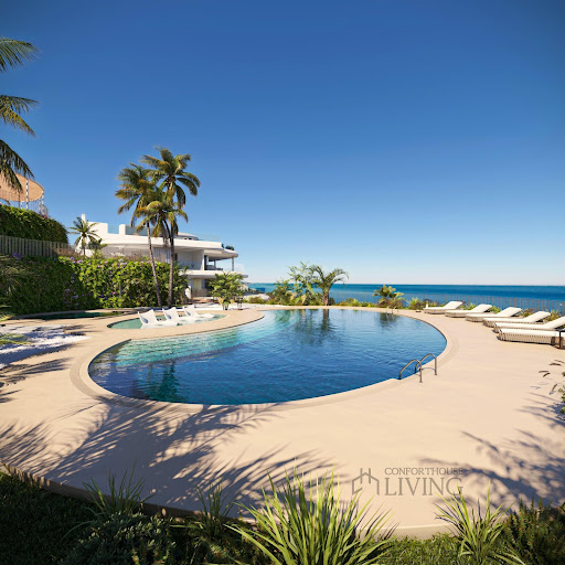 Appartement avec terrasse et piscine 4