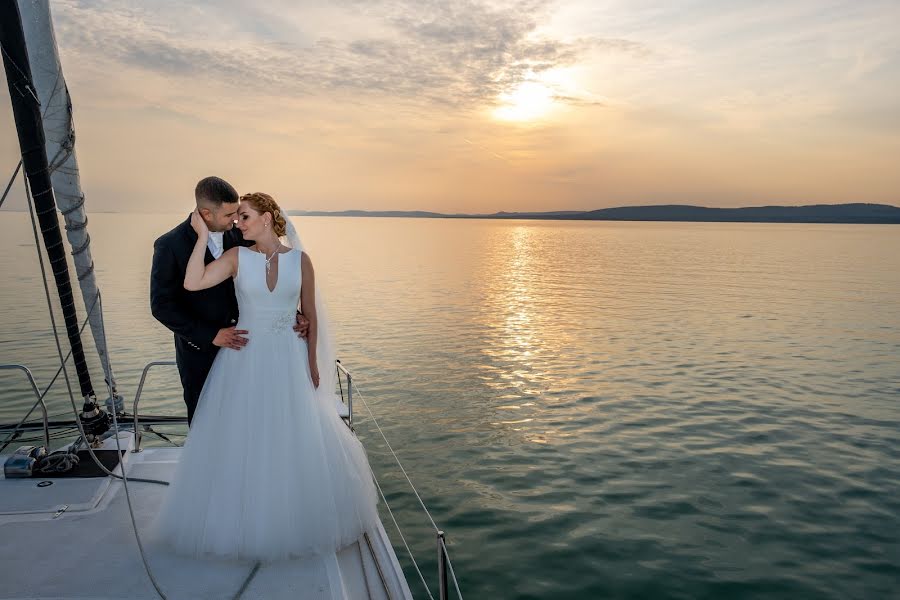 Fotografo di matrimoni Károly Nagy (karolynagy). Foto del 13 novembre 2019