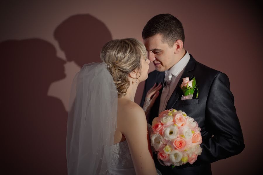 Wedding photographer Roman Feofanov (maestro-romeo). Photo of 25 February 2014