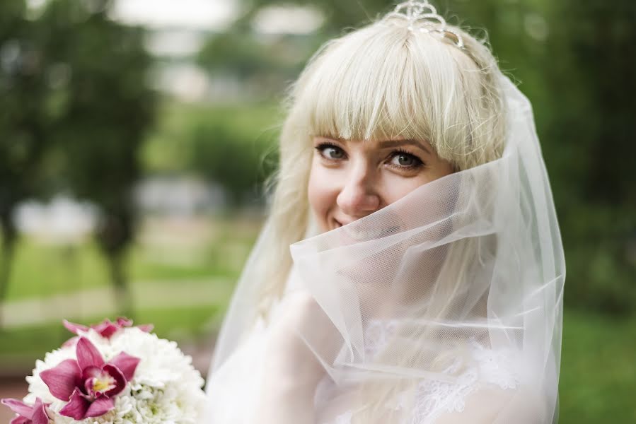 Fotógrafo de casamento Valeriya Prokhor (prokhorvaleria). Foto de 14 de setembro 2017