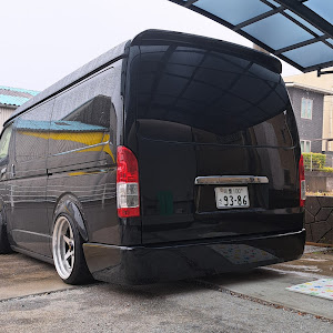 ハイエースバン RH21V
