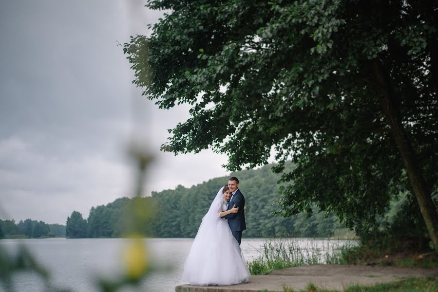 Fotógrafo de casamento Sasha Fedorchuk (leofedorchuk). Foto de 22 de janeiro 2019