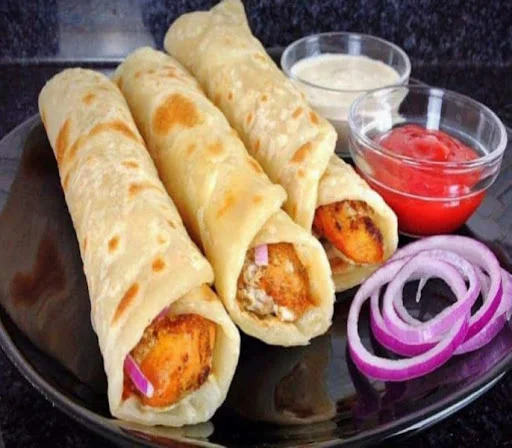 Desi Spicy Chicken Wrap