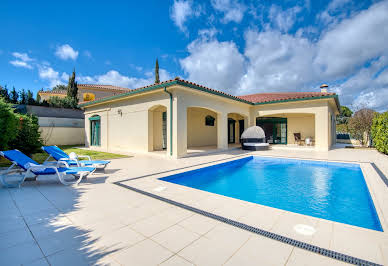 Maison avec jardin et terrasse 4