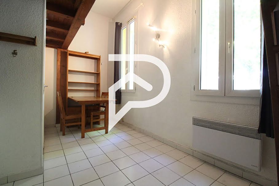 Location  appartement 1 pièce 12.23 m² à Aix-en-Provence (13090), 525 €