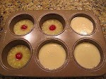 ☆.•♥• Mini Pineapple Upside Down Cakes Recipe! •♥•☆ was pinched from <a href="https://www.facebook.com/photo.php?fbid=144575992372832" target="_blank">www.facebook.com.</a>