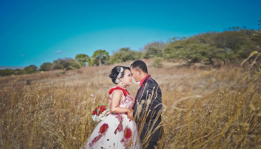 Fotografo di matrimoni Kahar Kasim Dunia Photo Kupang (duniaphotokupang). Foto del 1 giugno 2020