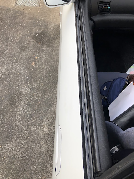 スカイライン GT-RのDIY・ビンボーチューンに関するカスタム事例の投稿画像2枚目